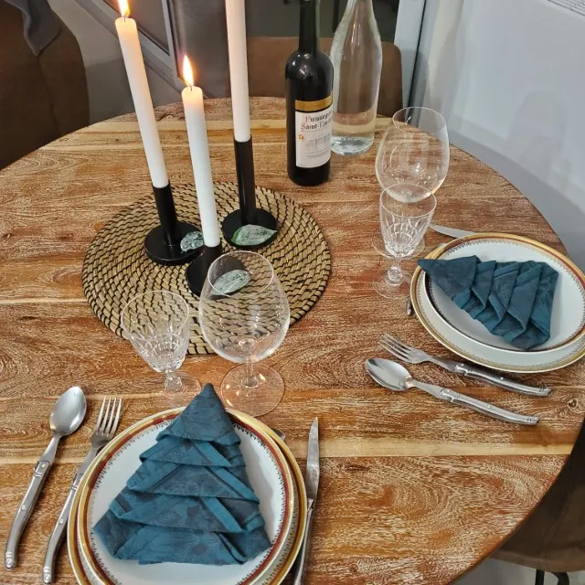 Une belle table de fête avec Le Jacquard Français ☺