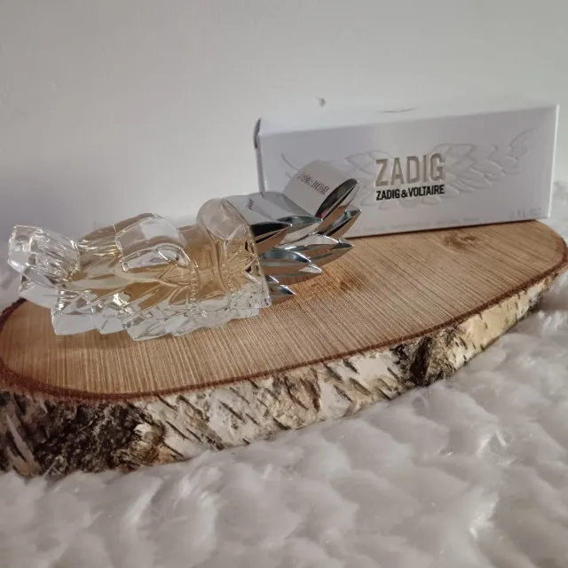 Un parfum féminin de caractère