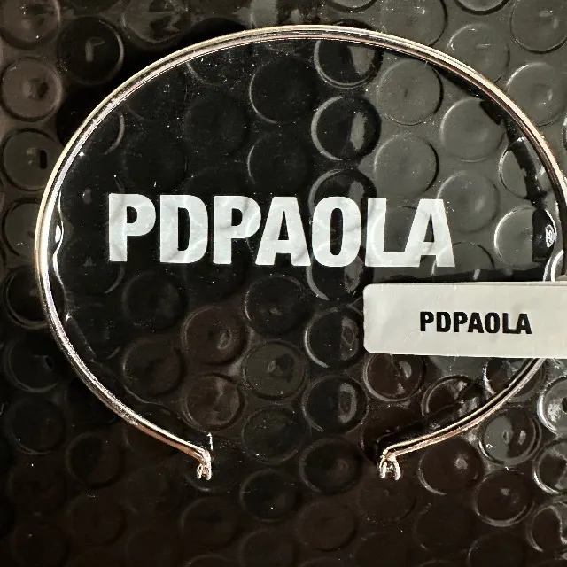 Un joli bracelet en argent PDPAOLA