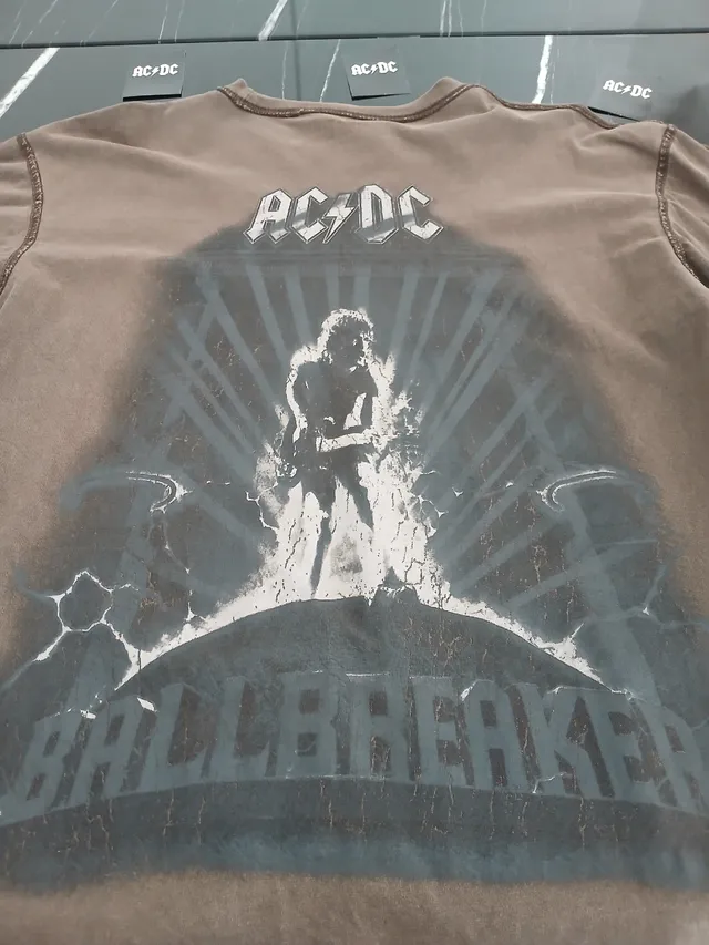 T-shirt Pull & bear ⚡⚡⚡