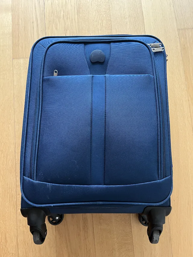 Valise bleue Delsey