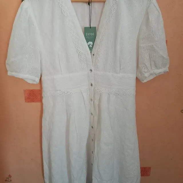 Robe blanche ekyog sur veepee hours