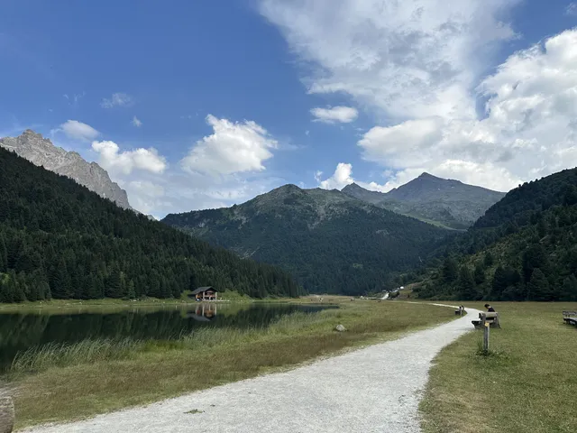 Lac de tueda