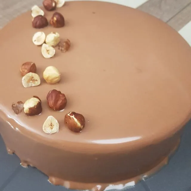 Entremets chocolat au lait et noisettes