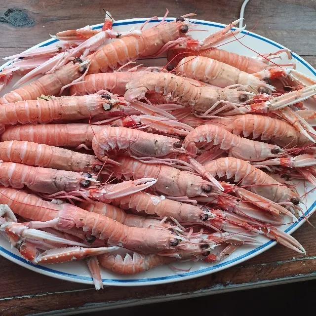 Plat de langoustines, summum du repas familial de l'été