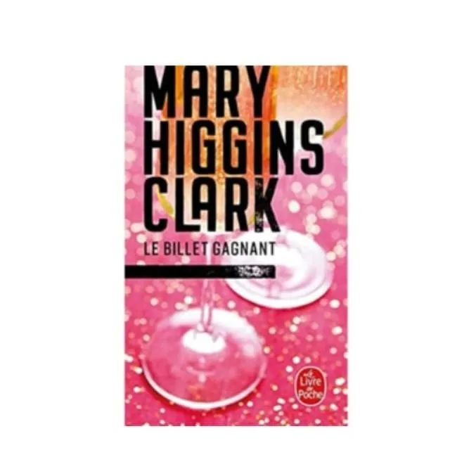 Le seul Mary Higgins Clark que je n'ai pas encore lu 🙂
