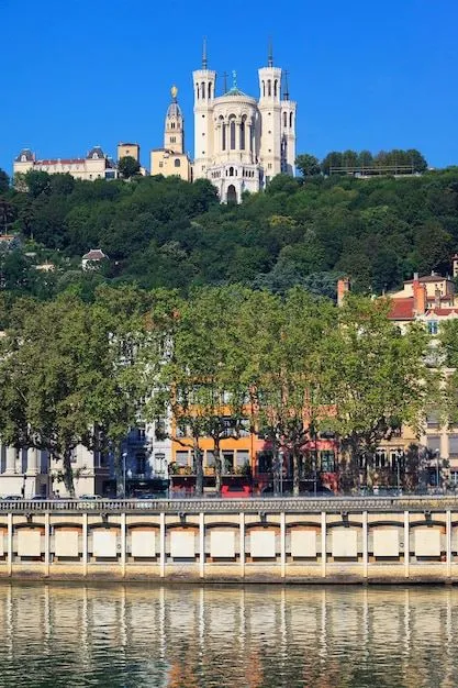 Lyon