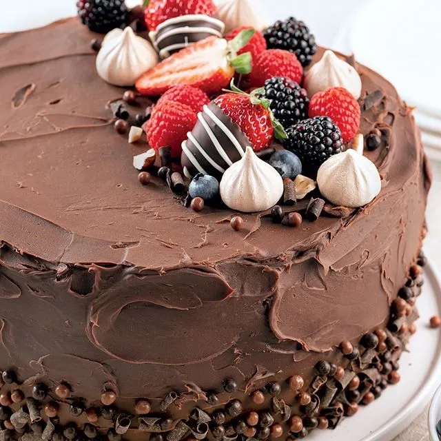 Gâteau au chocolat et fruits