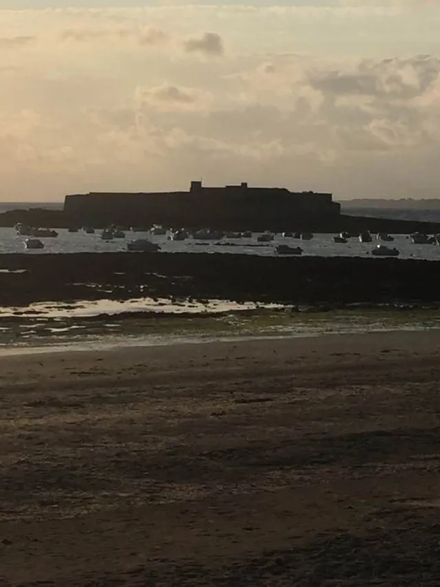 Le Fort-Bloqué, Bretagne