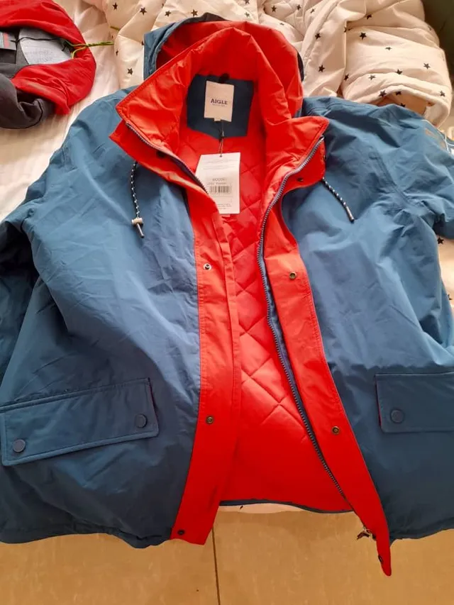 AIGLE - Veste Moddei - bleu et rouge