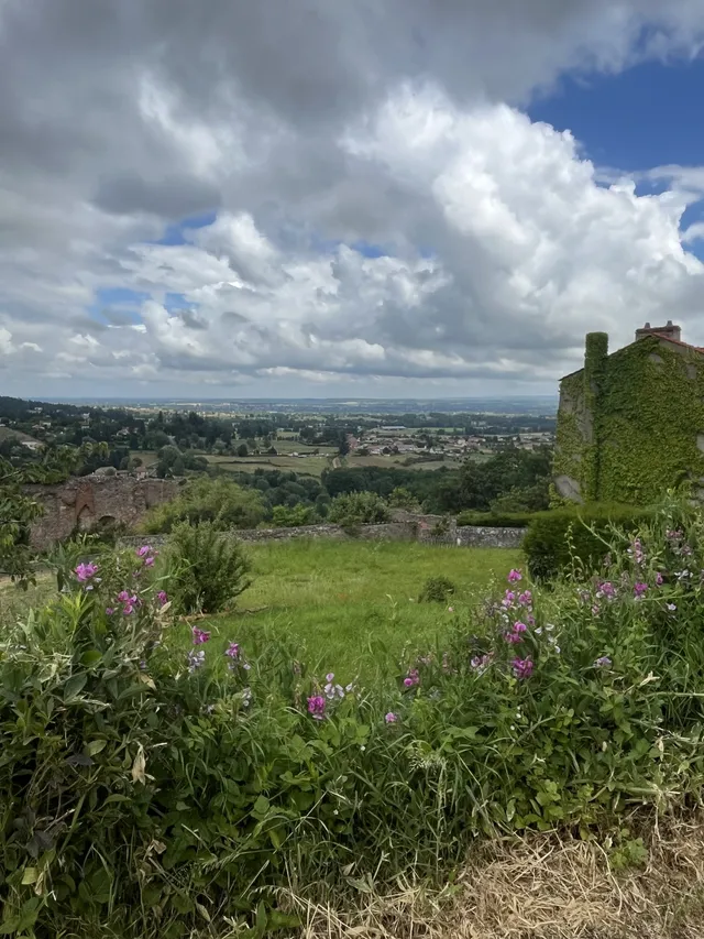 St Haon le châtel