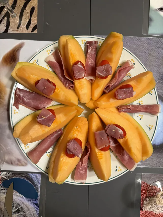 Marguerite de melon au jambon sec