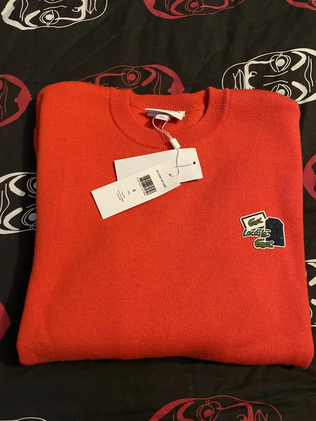 Magnifique pull Lacoste , je l’adore