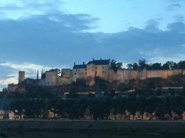 chateaux de chinon