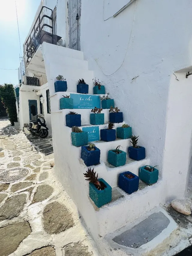 Paros