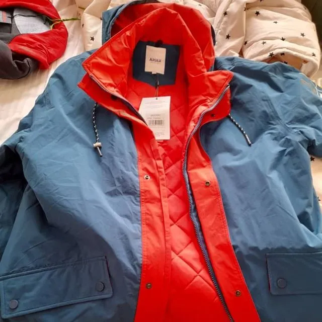 AIGLE - Veste Moddei - bleu et rouge