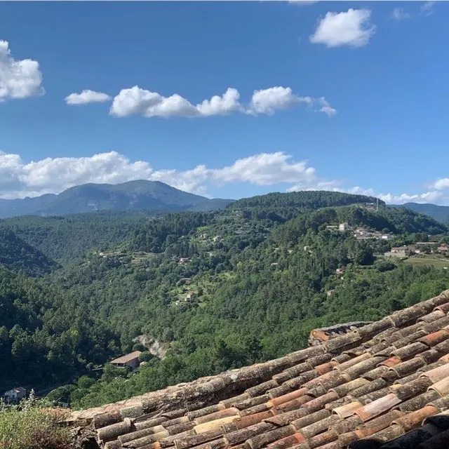 Le château de Montréal en Ardèche