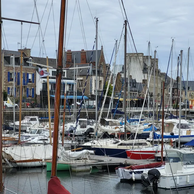Paimpol Brehat côté de granit rose