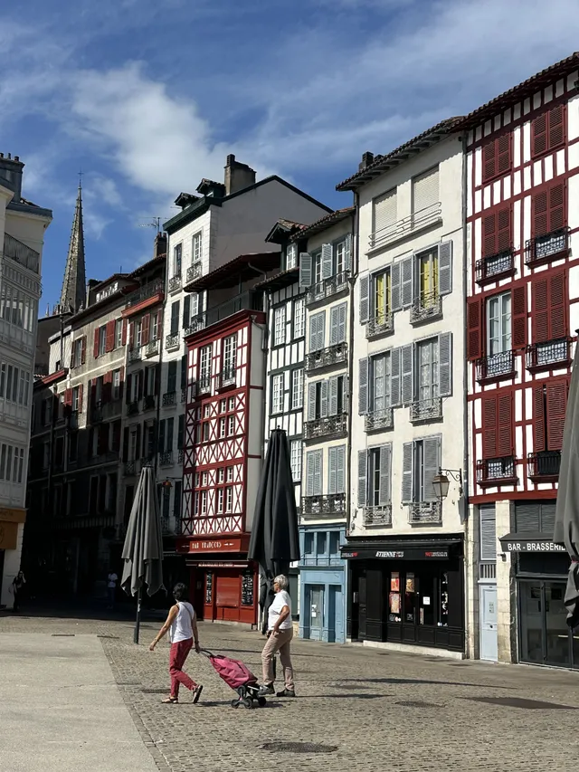 Bayonne