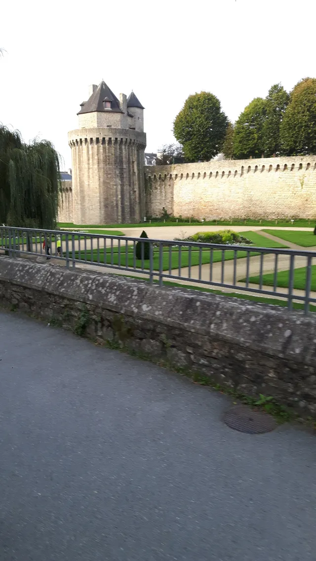 Jolie Ville-port Vannes